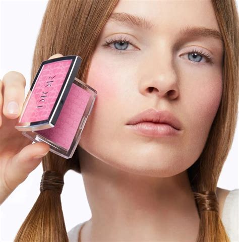 dior rosy glow awakening blush.